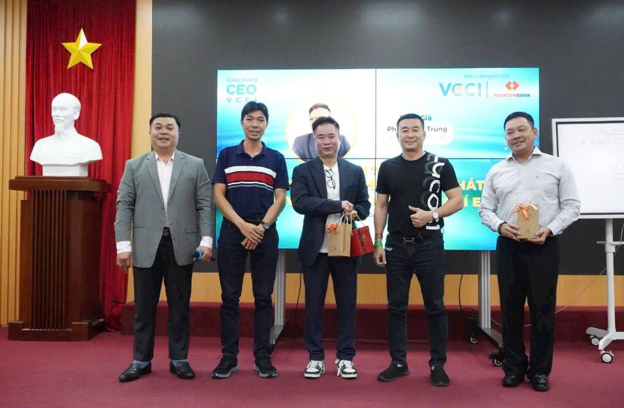 Chương trình tập huấn đào tạo CEO, kết hợp với VCCI TP.HCM